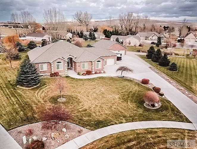 3922 N Mckibben Lane Iona, ID 83427