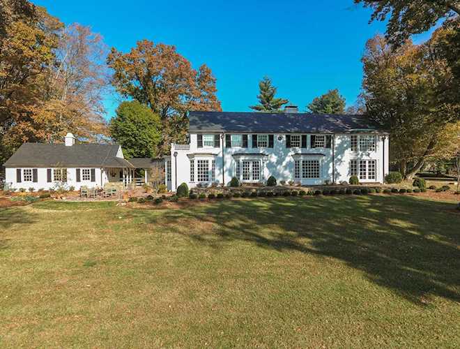 8617 Wolf Pen Branch Rd Prospect, KY 40059