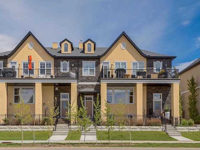 64 Cranbrook Drive SE Calgary, AB T3M 1Z3