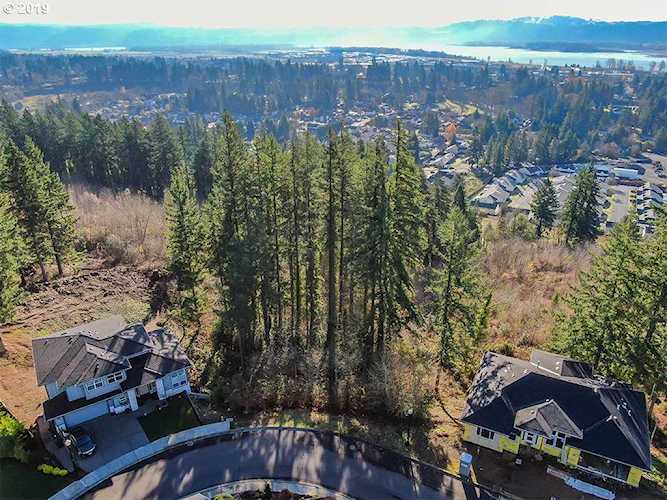 1842 N Columbia Ridge Way Washougal, WA 98671