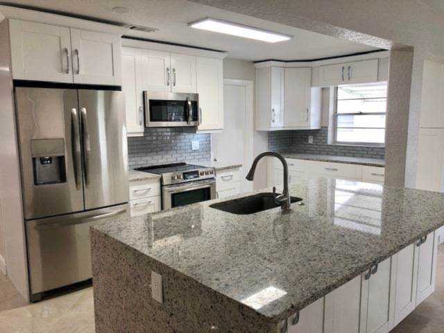 1701 SW 8Th Avenue Boynton Beach, FL 33426