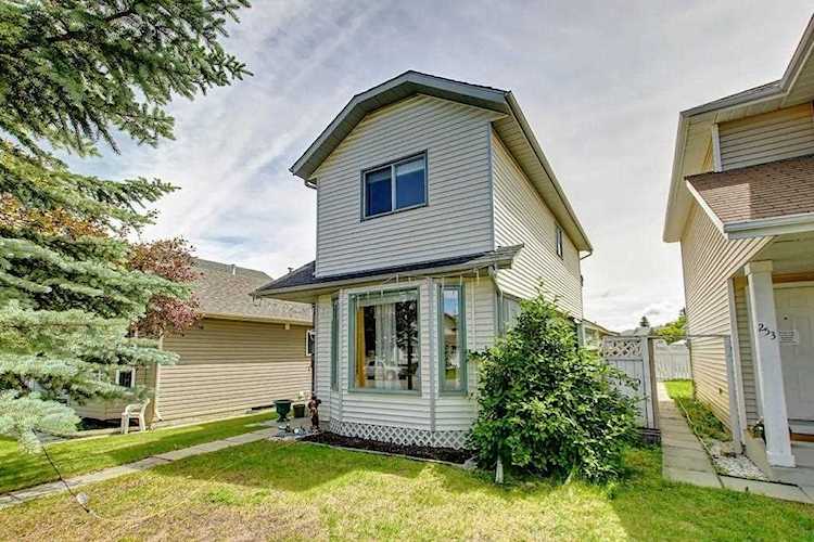 251 Martindale Boulevard NE Calgary, AB T3J 2X8