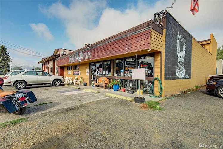 537 14th Ave Longview, WA 98632