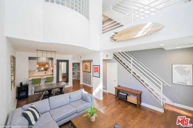 10629 Woodbridge Street #104, Toluca Lake, CA 91602 | MLS #19531756 Photo 1