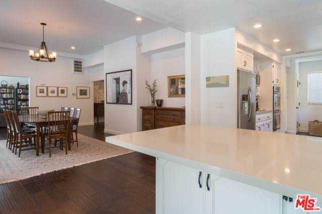 500 Lillian Way Los Angeles, CA 90004