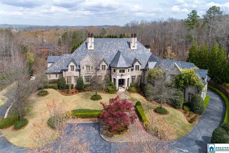 4006 St Charles Dr Hoover, AL 35242