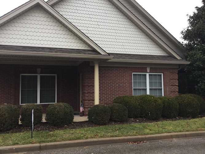 8103 Hidden Brook Ct Louisville, KY 40218