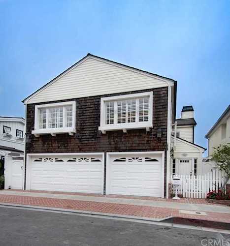 306 Hazel Drive Corona Del Mar, CA 92625