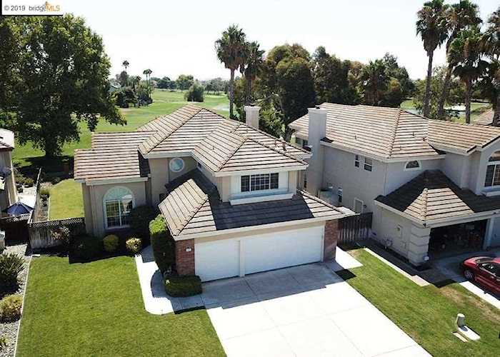 2325 Wayfarer Dr Discovery Bay, CA 94505