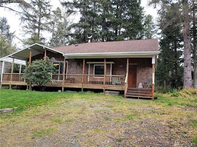 29404 R St Ocean Park, WA 98640