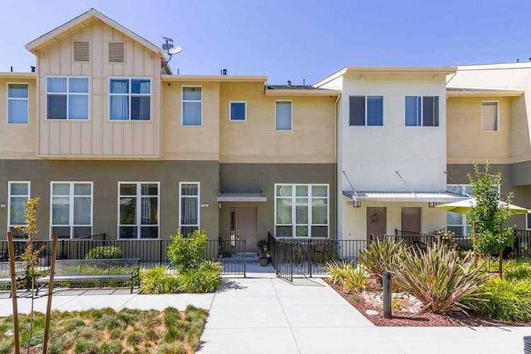 7664 Gennaro Way Gilroy, CA 95020 | MLS 52202204 Photo 1