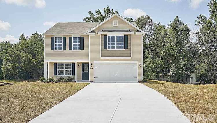339 E Painted Way Clayton, NC 27527