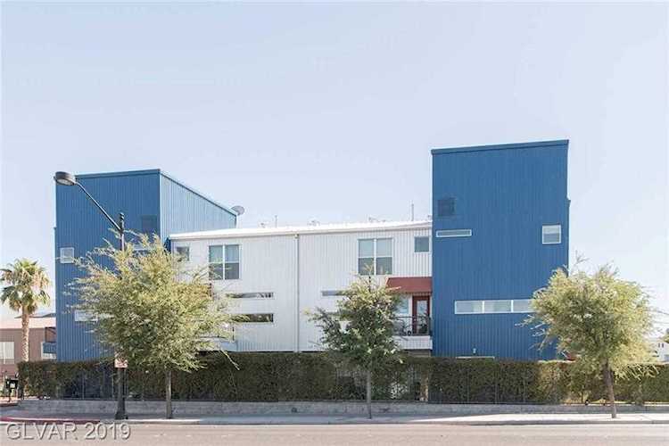 1970 Pin Oak Ave Las Vegas, NV 89101