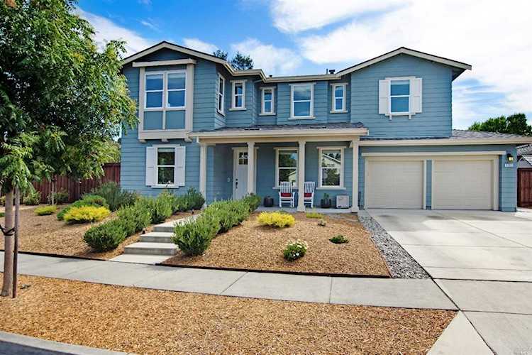 3202 Atherton Circle Napa, CA 94558 | MLS 21925365 Photo 1