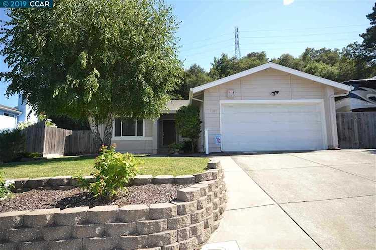 430 Falcon Way Hercules, CA 94547 | MLS 40878547 Photo 1