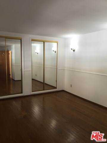 1431 N Beverly Glen Los Angeles, CA 90077