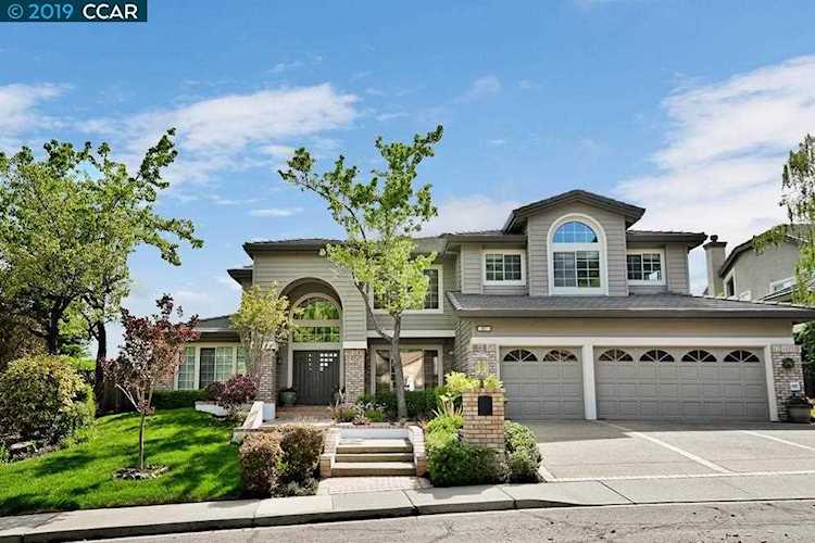 921 Dana Highlands Court Lafayette, CA 94549