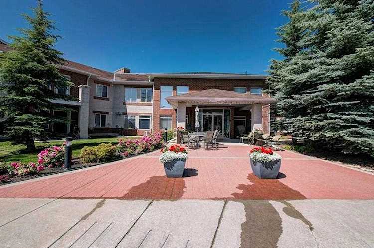 550 Prominence Rise SW #129 Calgary, AB T3H 5J1