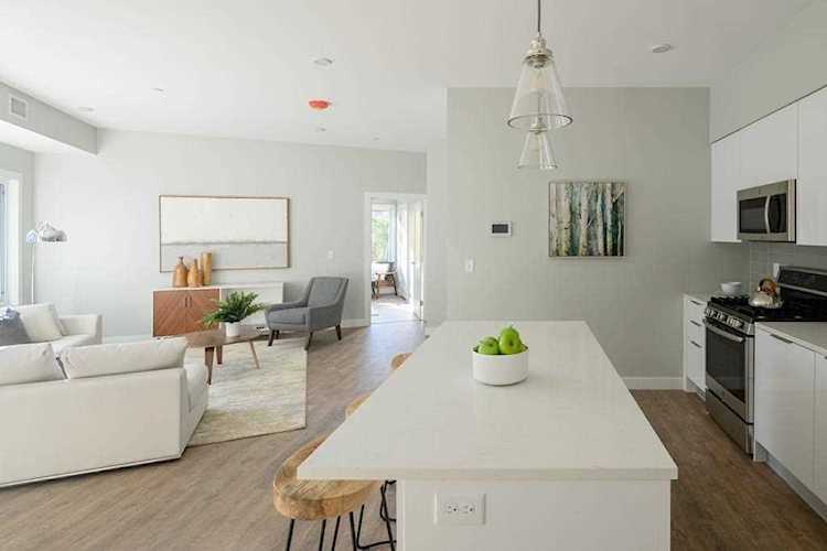 3 Ward #404 Somerville, MA 02143