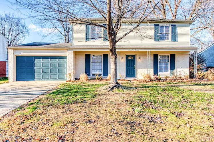9113 Kenlock Dr Louisville, KY 40242