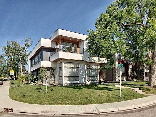 2010 25 Avenue SW Calgary, AB T2T 1A7
