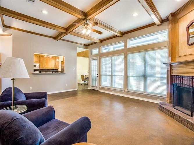 5012 Pershing Street Dallas, TX 75206