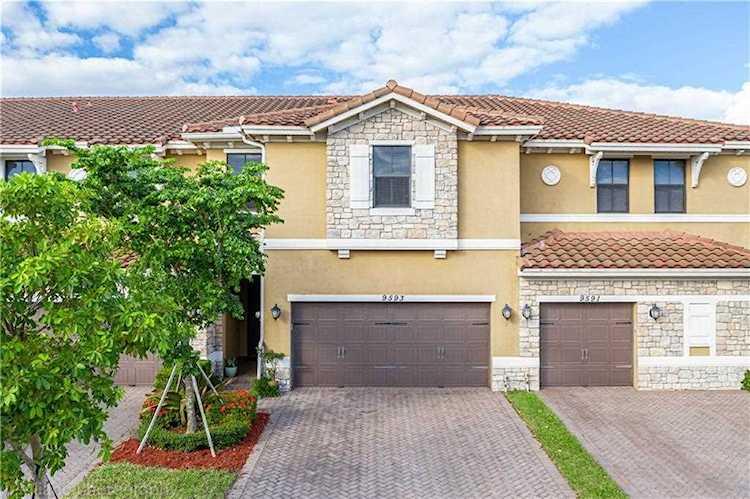 9593 Town Parc Cir S #9593 Parkland, FL 33076