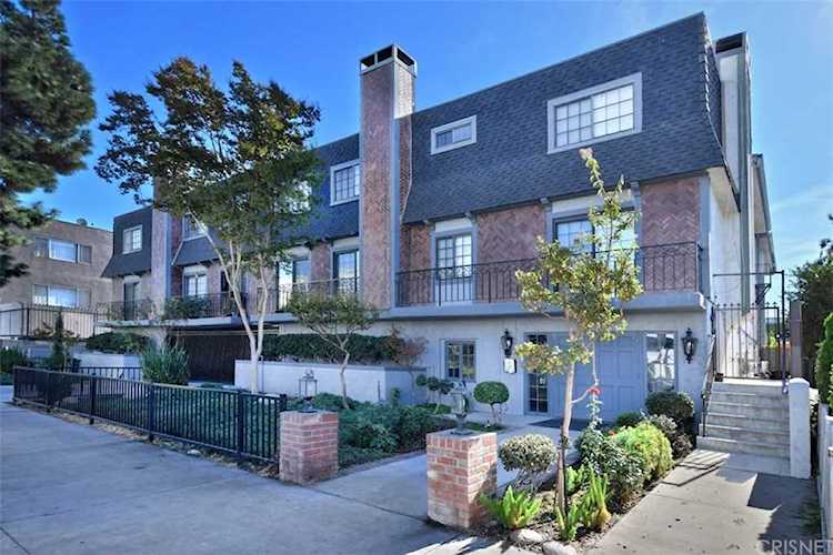 15322 Weddington Street #1, Sherman Oaks, CA 91411 | MLS #SR19272206 Photo 1