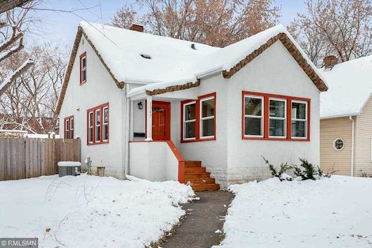 1347 Pacific Street Saint Paul, MN 55106