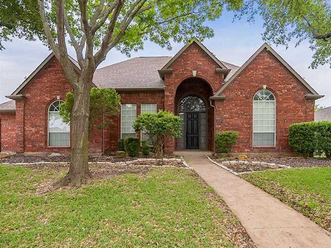 105 Skyline Drive Trophy Club, TX 76262