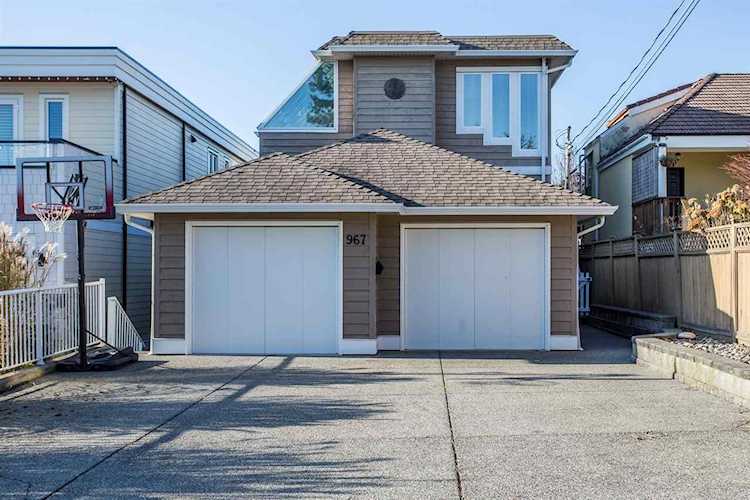 967 Stevens Street White Rock, BC V4B 4X5