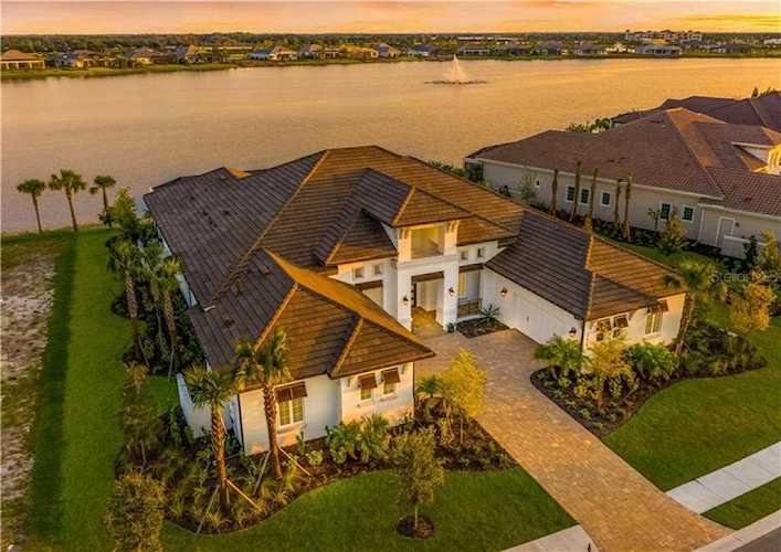 14619 Como Circle Lakewood Ranch, FL 34202