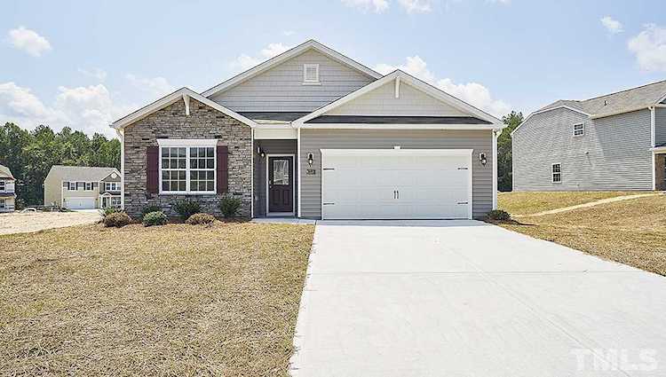 312 E Painted Way Clayton, NC 27527