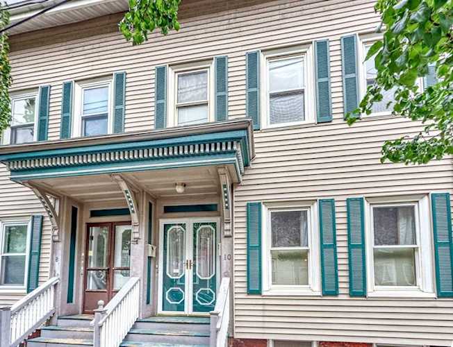 8 Mercer Boston, MA 02127