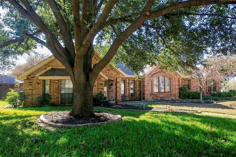 1211 Crest Drive Colleyville, TX 76034