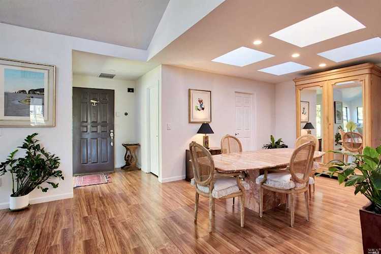132 Nantucket Cove San Rafael, CA 94901 | MLS 21919297 Photo 1