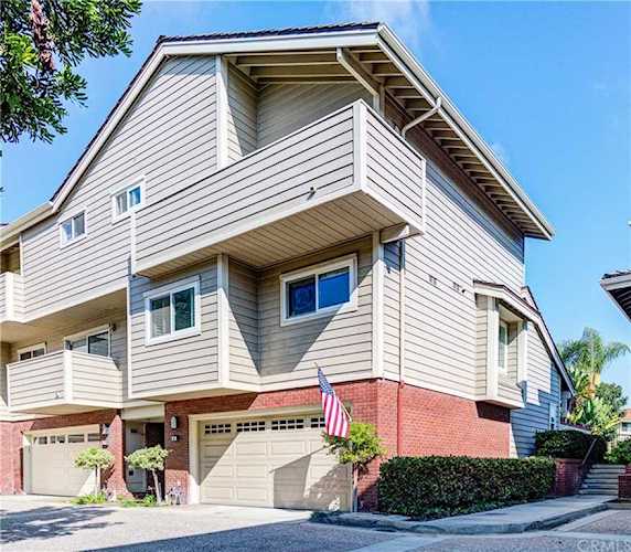 5 Lafayette Court Manhattan Beach, CA 90266 | MLS SB19242730 Photo 1
