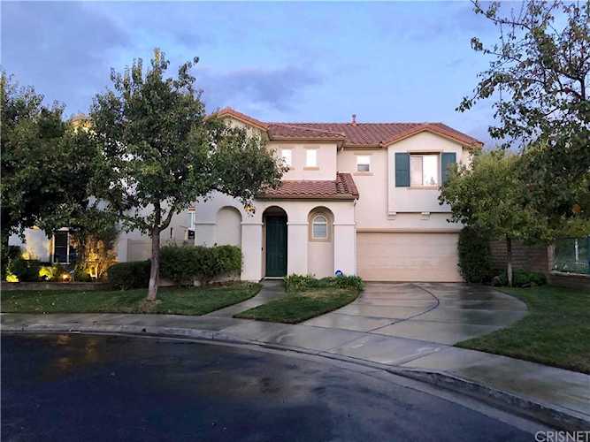 27202 Cross Gate Court, Canyon Country, CA 91387 | MLS #SR19273798 Photo 1