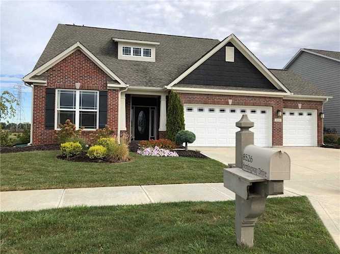 8526 Hemingway Drive Indianapolis, IN 46239