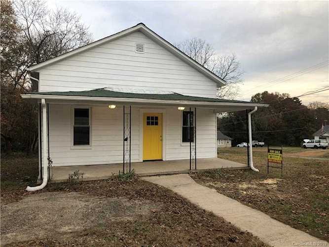 153 33rd St Hickory, NC 28602