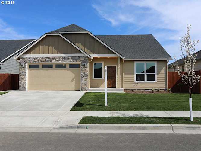 2405 NW 15th Way Battle Ground, WA 98604