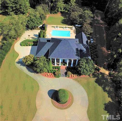 3620 Brackenridge Lane Fuquay Varina, NC 27526