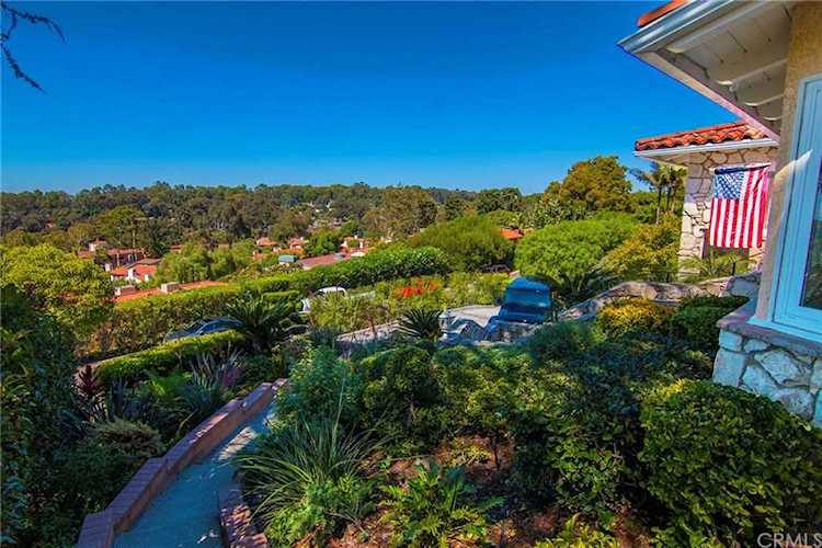 2416 Via Ramon Palos Verdes Estates, CA 90274
