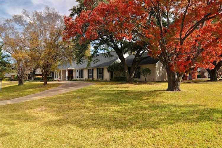 3521 Arborlawn Drive N Fort Worth, TX 76109