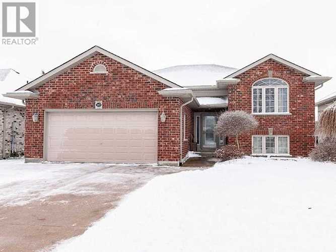 90 Lightbourne Avenue Stratford, ON N4Z1J8
