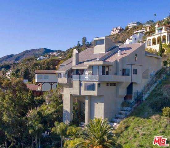 21452 Paseo Portola Malibu, CA 90265