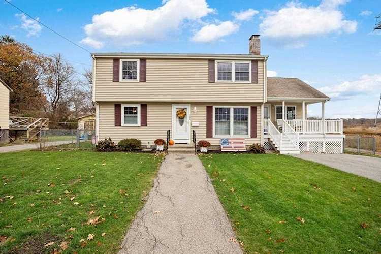 Idlewell Weymouth, 184 Hibiscus Ave, MA, home for sale Photo 1