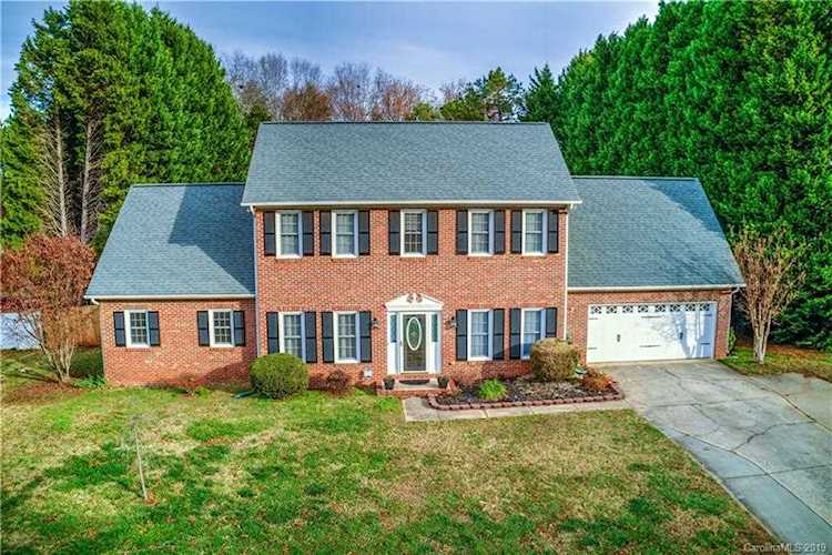 19500 Coachmans Trace Cornelius, NC 28031