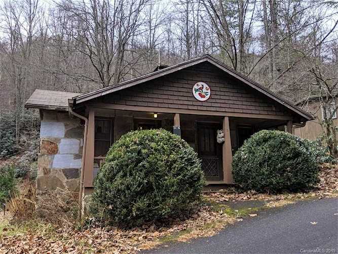 51 Cottage Way Sylva, NC 28779