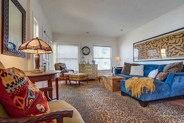 2840 E 10th Street Long Beach, CA 90804